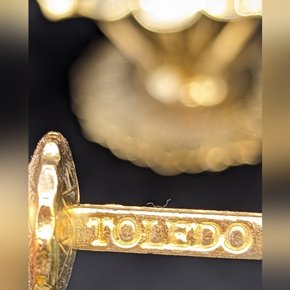 A Toledo Spain Large Stand of 18 Sword of Cocktail sticks - Picture 3 of 14